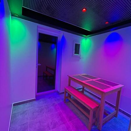 Belle Appartement Studieux Centre Ville アヴィニョン エクステリア 写真